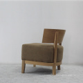 Chaise en bois massif en meuble de design moderne avec tissu doux